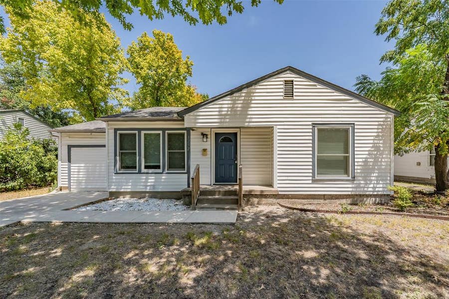 Property photo for 1252 Moran Drive, Dallas, TX