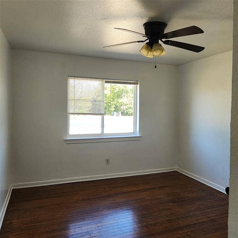 6028 Billingsley Street, Sachse, TX 75048