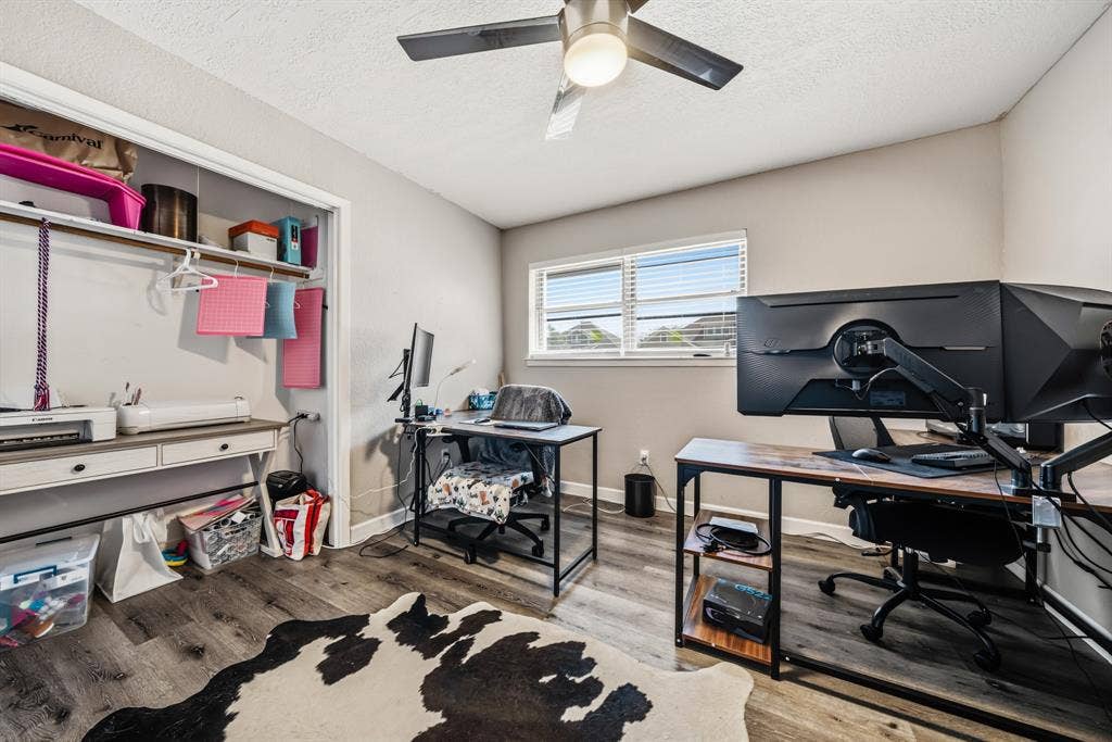 141 Swan, Waco, TX 76708 141 Swan, Waco, TX 76708