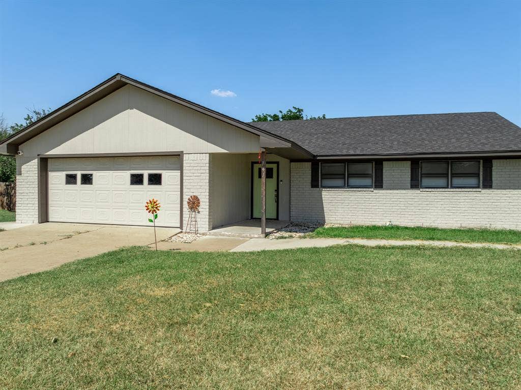 141 Swan, Waco, TX 76708 141 Swan, Waco, TX 76708