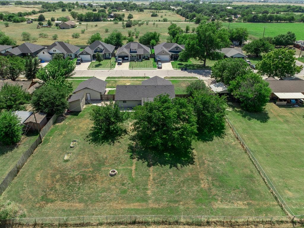 141 Swan, Waco, TX 76708 141 Swan, Waco, TX 76708