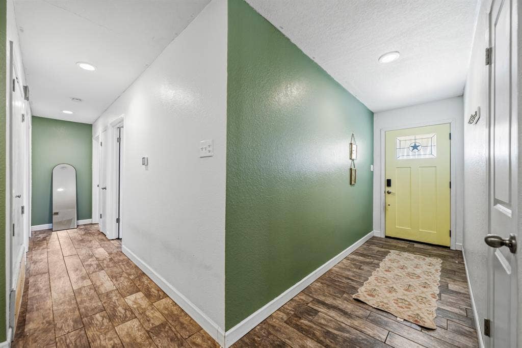 141 Swan, Waco, TX 76708 141 Swan, Waco, TX 76708