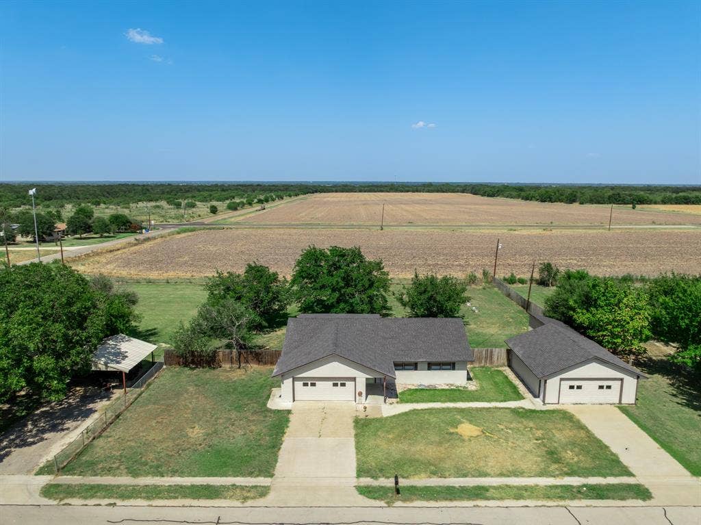 141 Swan, Waco, TX 76708 141 Swan, Waco, TX 76708