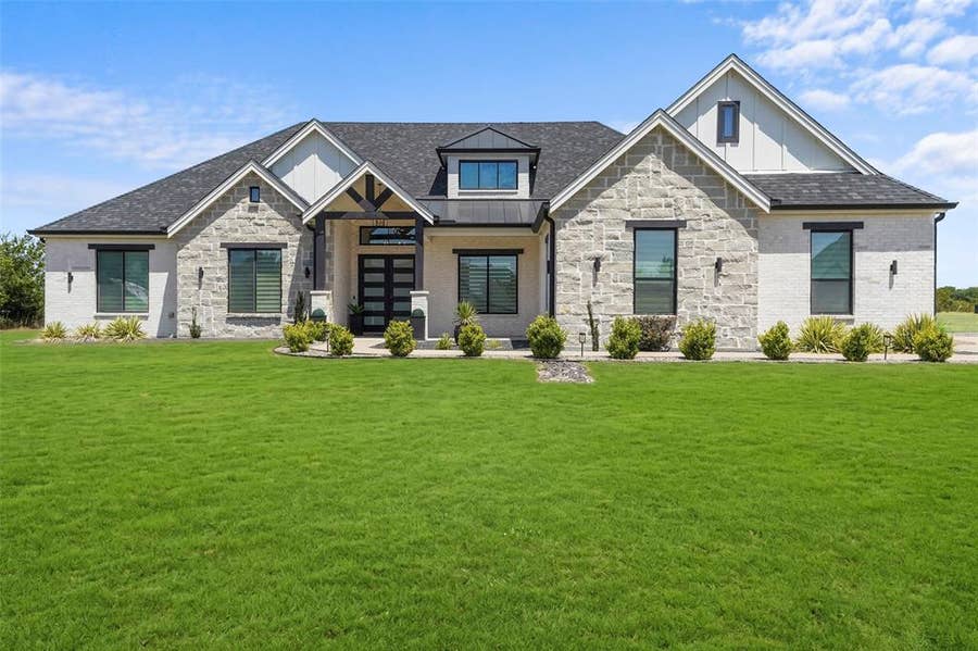 Property photo for 2315 Doe Crossing, Caddo Mills, TX
