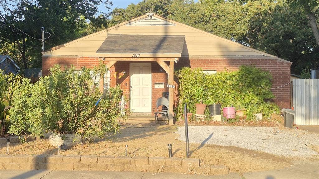 1412 Balleywood Road, Irving, TX 75060 1412 Balleywood Road, Irving, TX 75060