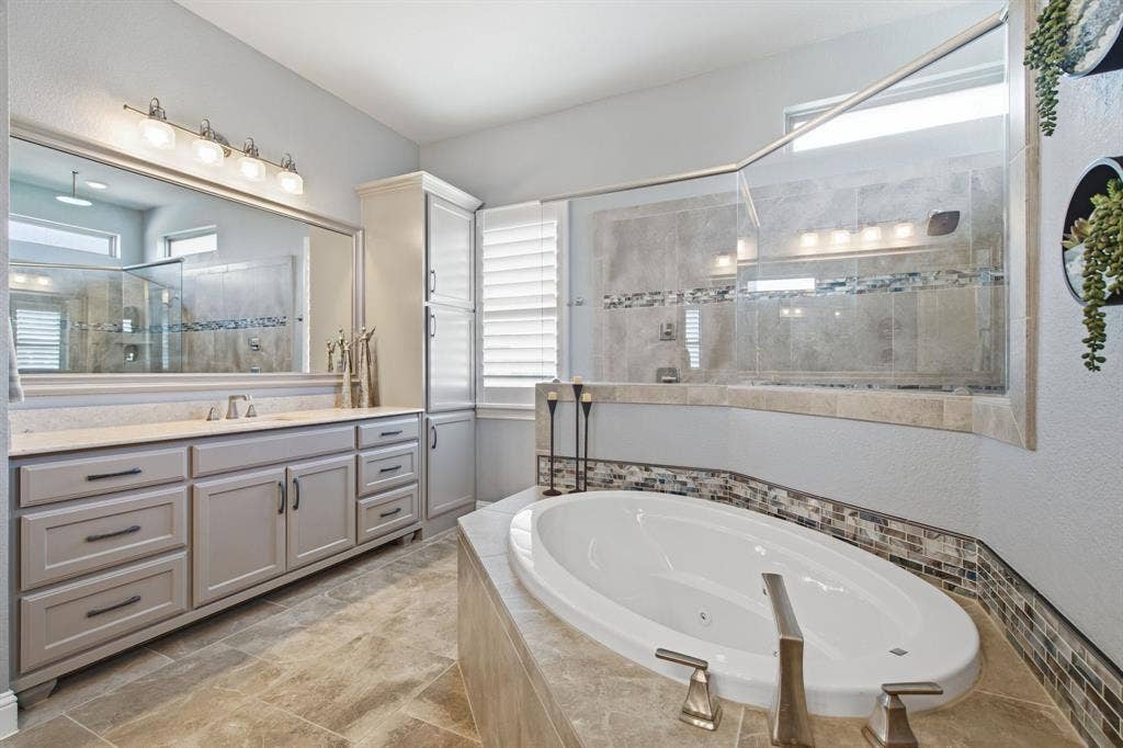 2175 Cattle Street, Celina, TX 75009 2175 Cattle Street, Celina, TX 75009