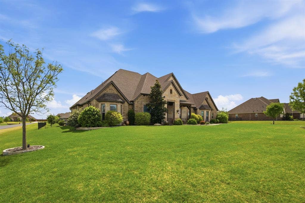2175 Cattle Street, Celina, TX 75009 2175 Cattle Street, Celina, TX 75009