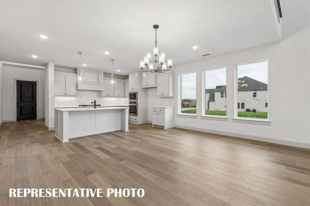 2625 Radiant Way, Celina, TX 75009 Welcome into your new forever home! REPRESENTATIVE PHOTO