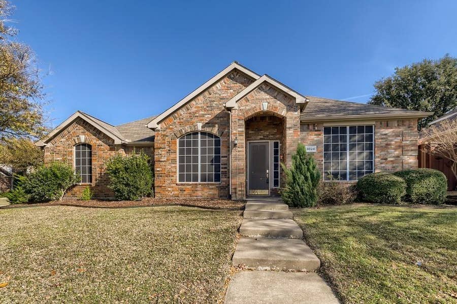 Property photo for 9028 Enchanted Ridge Drive, Plano, TX