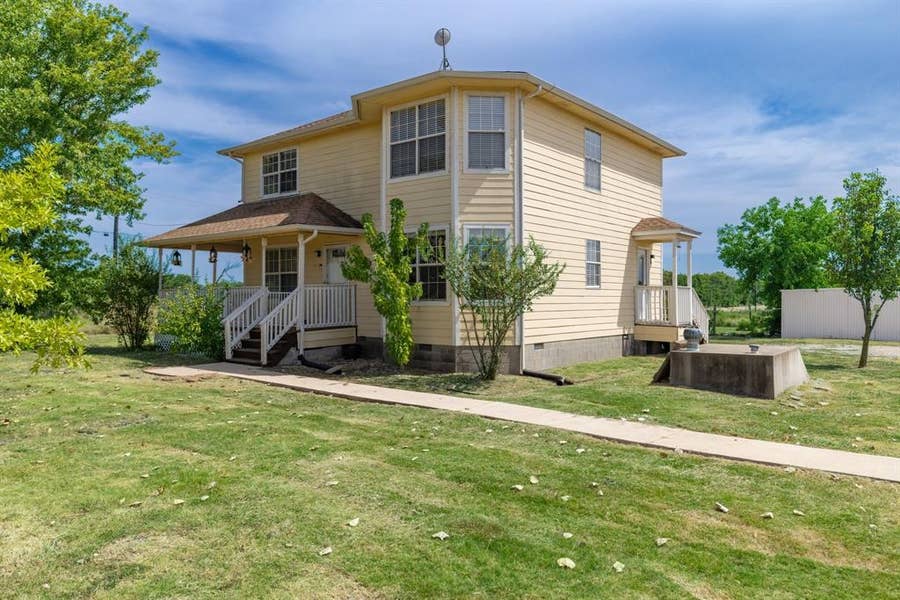 Property photo for 4059 County Road 2727, Caddo Mills, TX