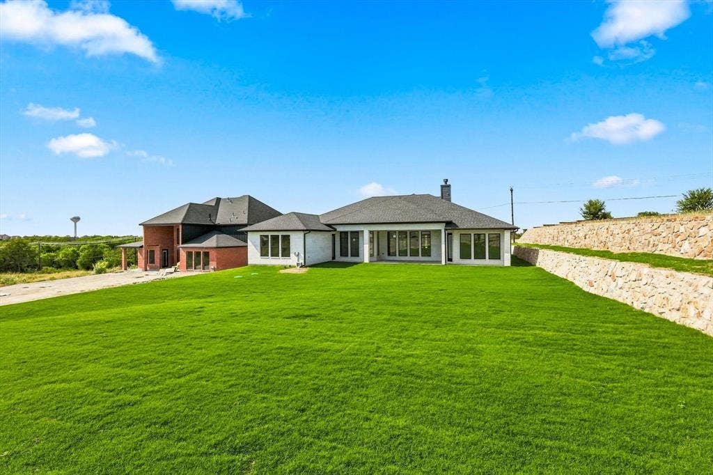 2140 Gage Road, Lavon, TX 75166 2140 Gage Road, Lavon, TX 75166