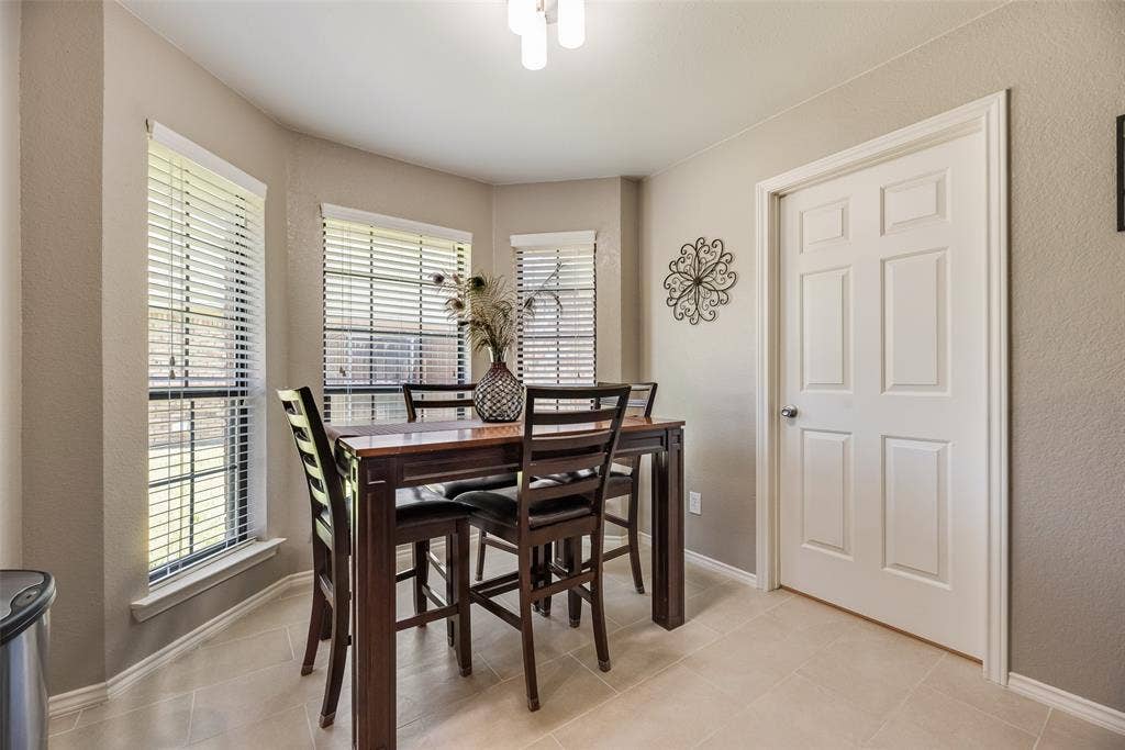 818 Foxwood Lane, Wylie, TX 75098 818 Foxwood Lane, Wylie, TX 75098