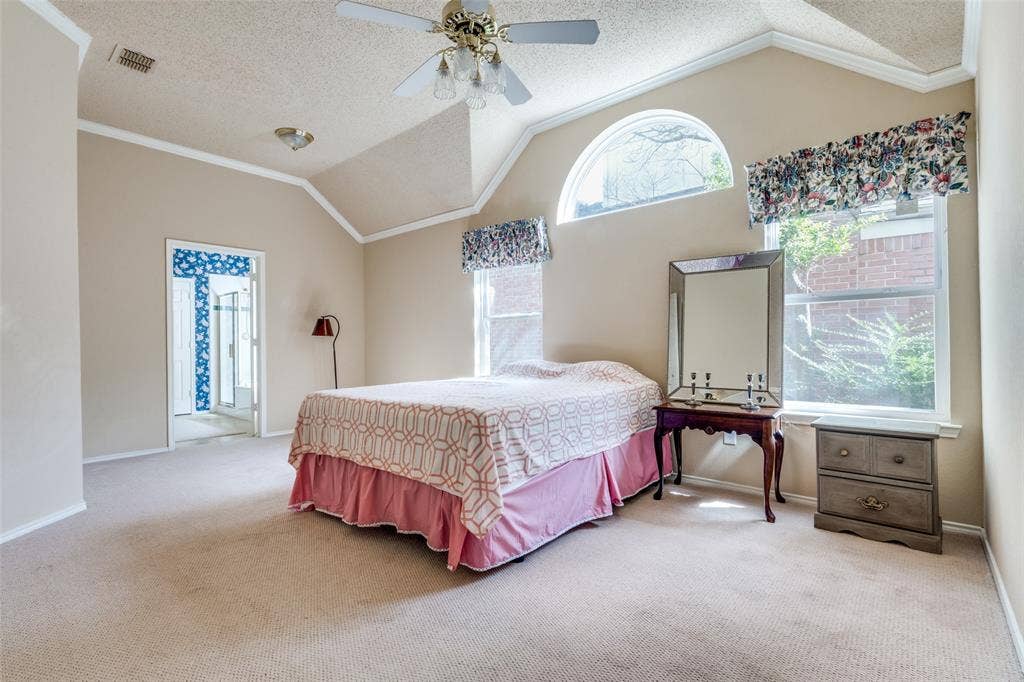 6816 Thorncliff Trail, Plano, TX 75023 6816 Thorncliff Trail, Plano, TX 75023