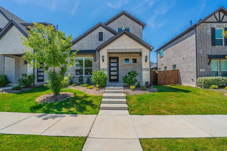 Property photo for 11451 Chepstow Crescent Court, Frisco, TX