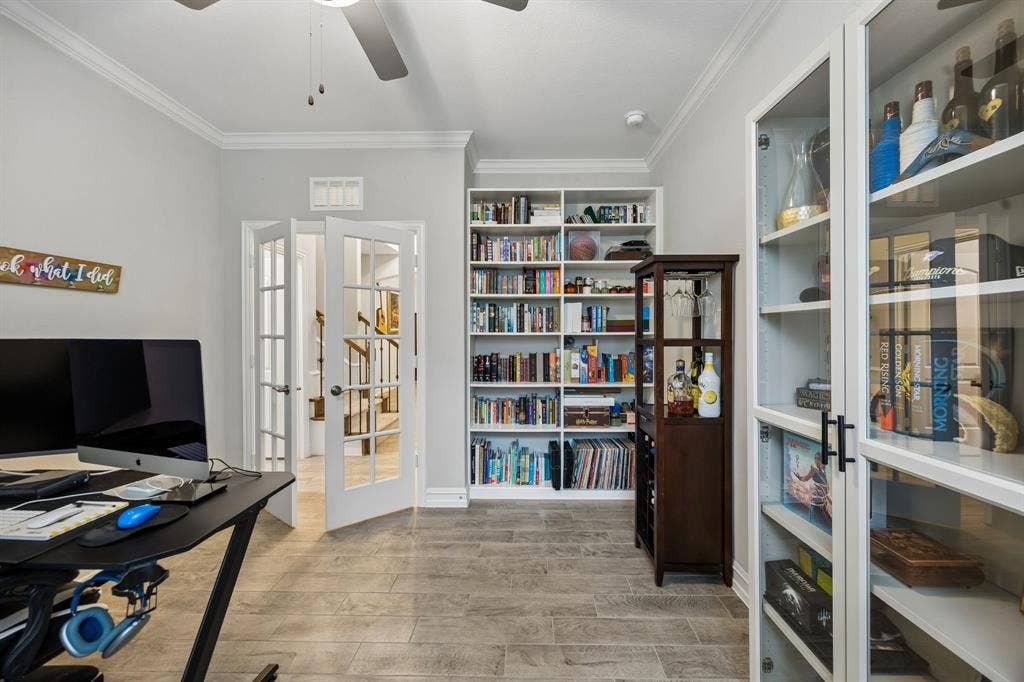 2335 Whitney Lane, Wylie, TX 75098 Office built in holds plenty of books!