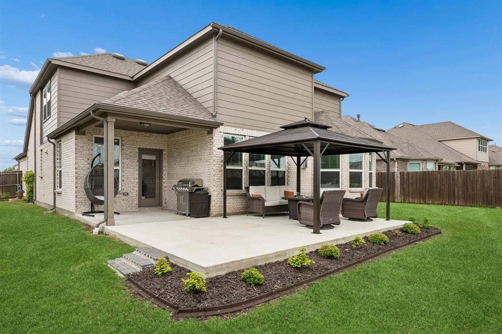 2335 Whitney Lane, Wylie, TX 75098 Plenty of covered areas for outdoor entertainment