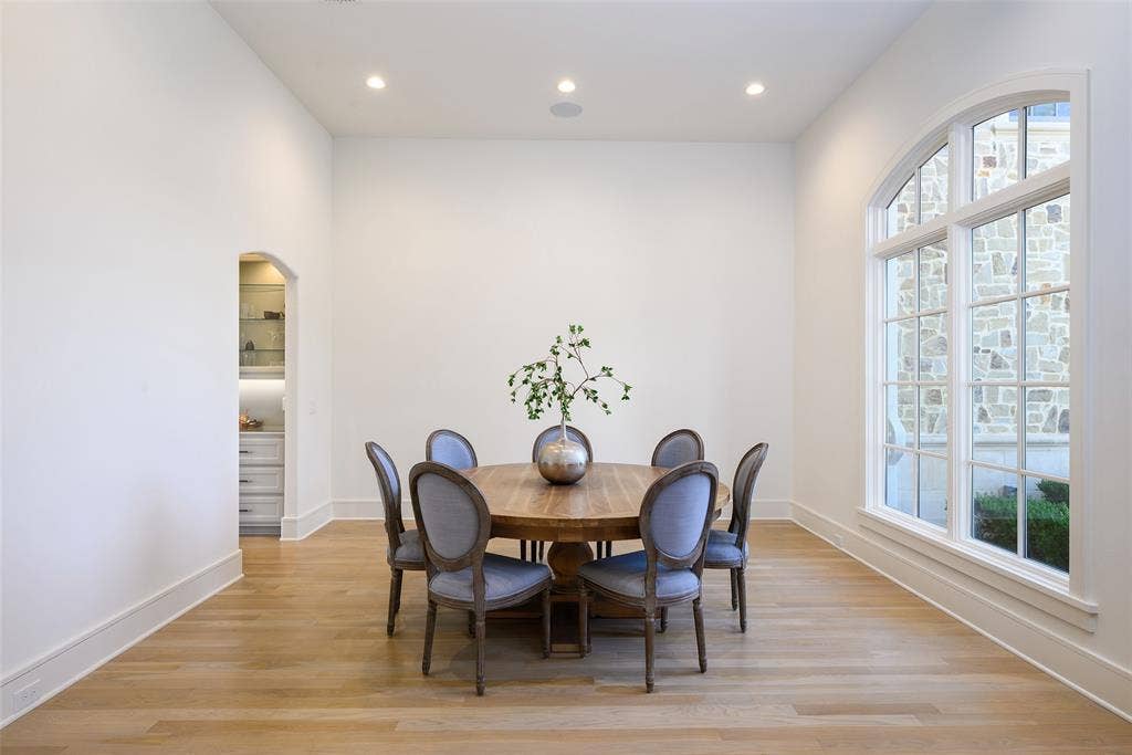4254 Ridge Road, Dallas, TX 75229 4254 Ridge Road, Dallas, TX 75229