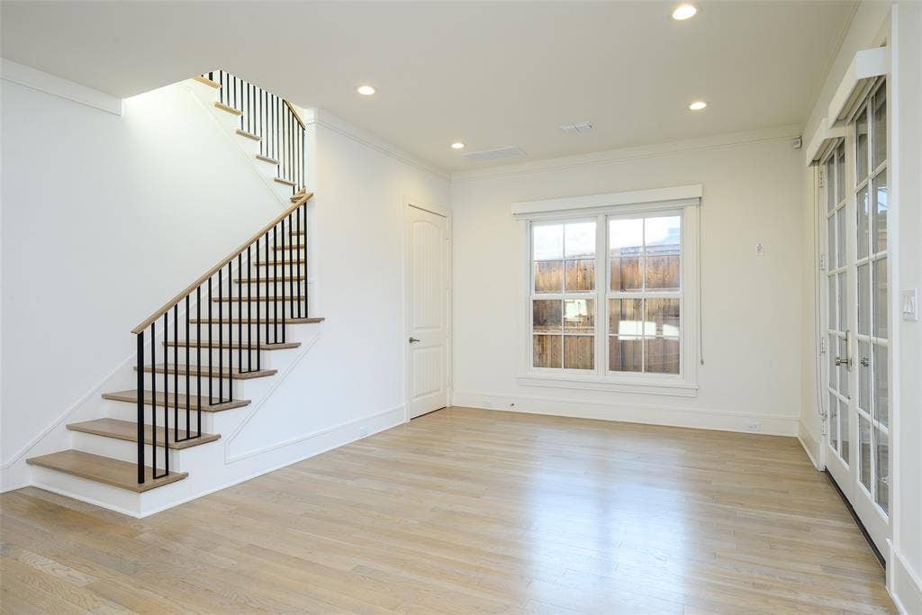 4254 Ridge Road, Dallas, TX 75229 4254 Ridge Road, Dallas, TX 75229