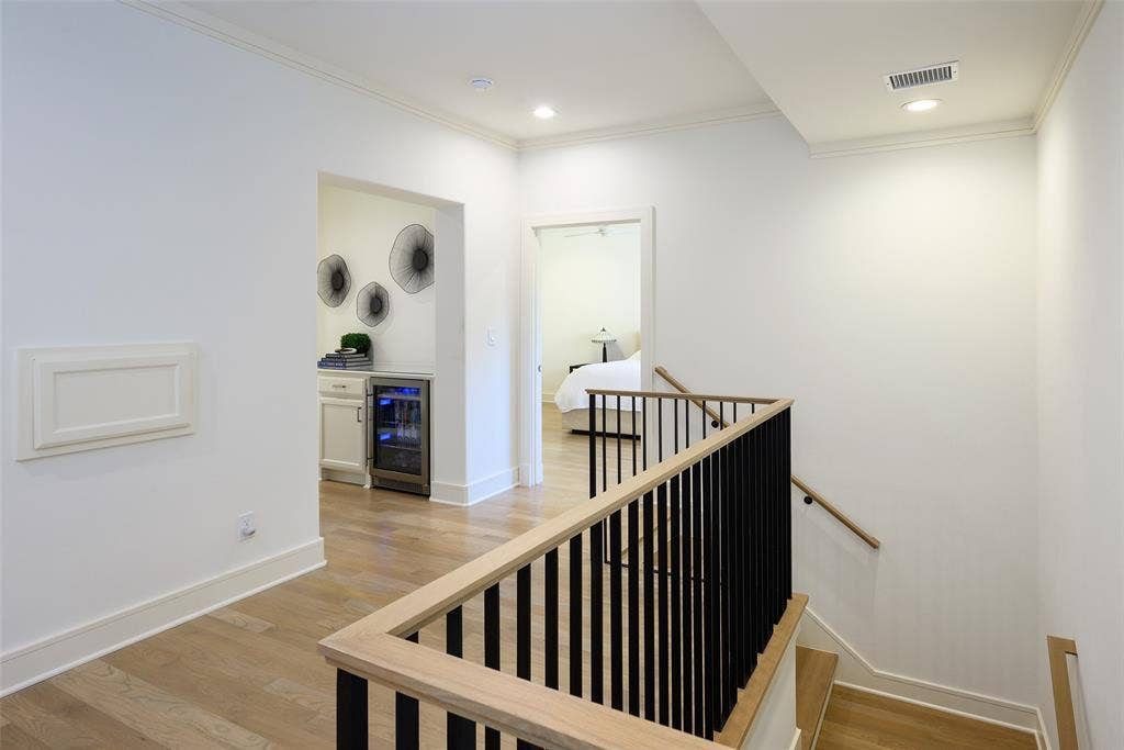 4254 Ridge Road, Dallas, TX 75229 4254 Ridge Road, Dallas, TX 75229