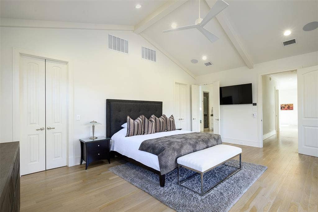 4254 Ridge Road, Dallas, TX 75229 4254 Ridge Road, Dallas, TX 75229