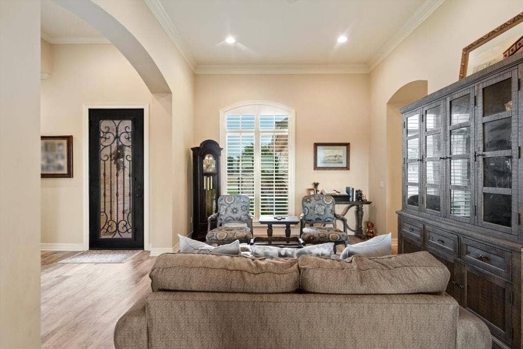 1608 Ridgewood Drive, Waco, TX 76710 1608 Ridgewood Drive, Waco, TX 76710