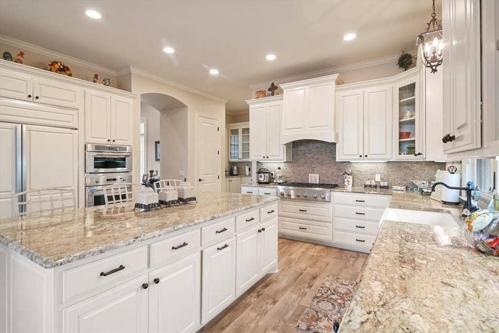 1608 Ridgewood Drive, Waco, TX 76710 1608 Ridgewood Drive, Waco, TX 76710