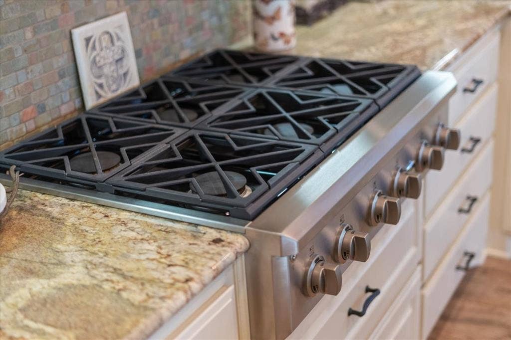 1608 Ridgewood Drive, Waco, TX 76710 1608 Ridgewood Drive, Waco, TX 76710