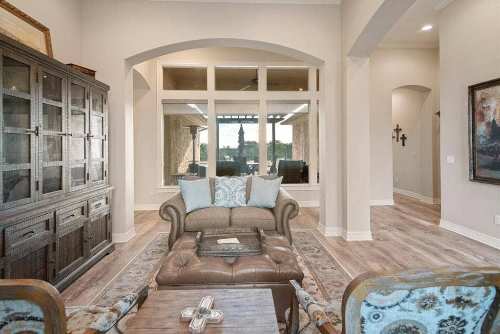 1608 Ridgewood Drive, Waco, TX 76710 1608 Ridgewood Drive, Waco, TX 76710