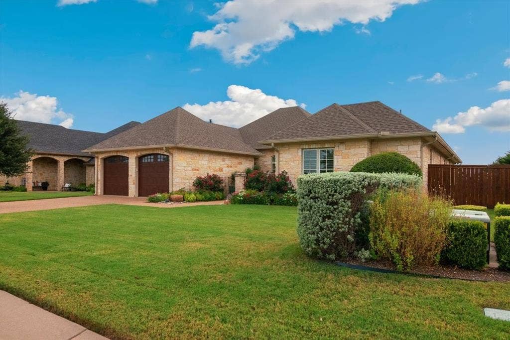 1608 Ridgewood Drive, Waco, TX 76710 1608 Ridgewood Drive, Waco, TX 76710