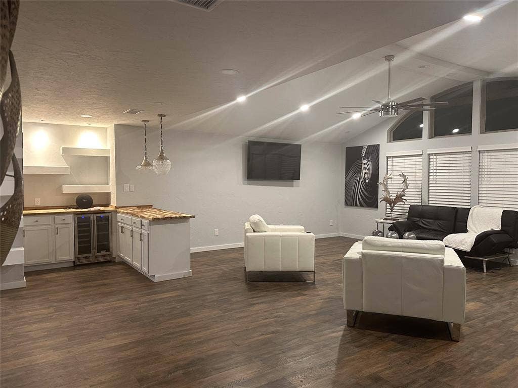 2708 Mcdonald Road, Tyler, TX 75701 2708 Mcdonald Road, Tyler, TX 75701