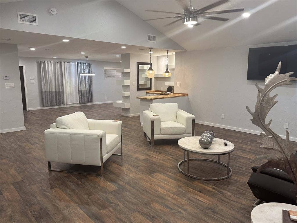 2708 Mcdonald Road, Tyler, TX 75701 2708 Mcdonald Road, Tyler, TX 75701