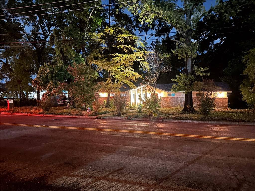 2708 Mcdonald Road, Tyler, TX 75701 2708 Mcdonald Road, Tyler, TX 75701