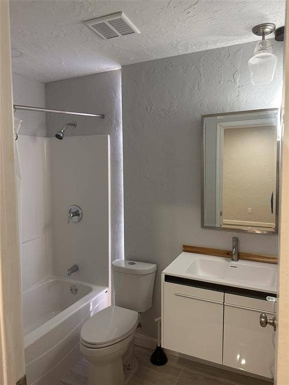 2708 Mcdonald Road, Tyler, TX 75701 2708 Mcdonald Road, Tyler, TX 75701