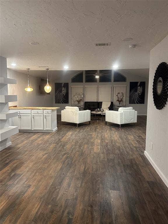 2708 Mcdonald Road, Tyler, TX 75701 2708 Mcdonald Road, Tyler, TX 75701