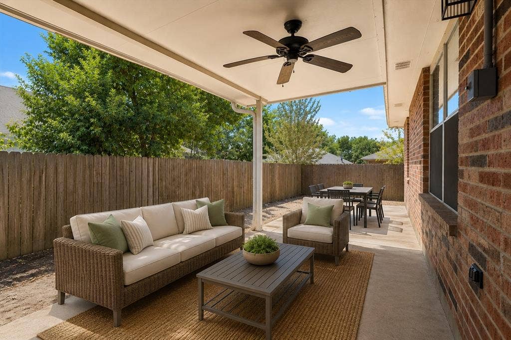 1114 WOODLANDS PARK, Lindale, TX 75771 1114 WOODLANDS PARK, Lindale, TX 75771