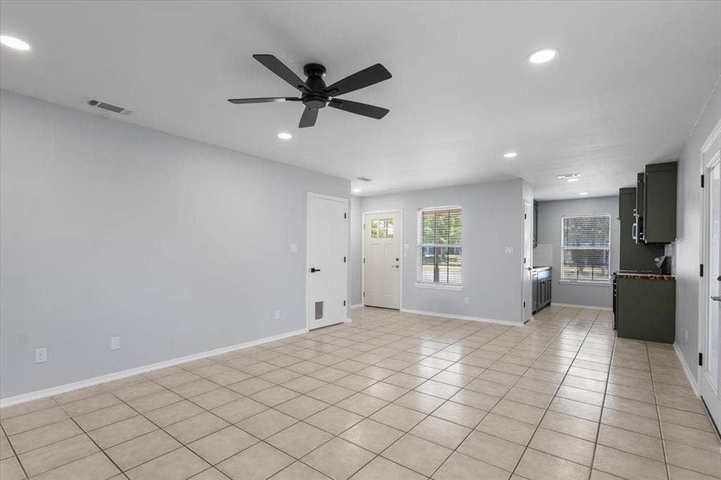 1114 WOODLANDS PARK, Lindale, TX 75771 1114 WOODLANDS PARK, Lindale, TX 75771