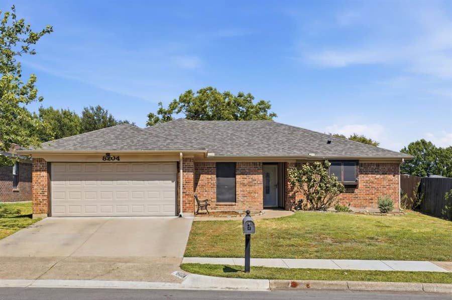 Property photo for 8204 Lara Lane, Watauga, TX