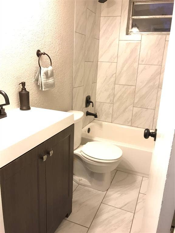 1502 Dale Place, Irving, TX 75061 1502 Dale Place, Irving, TX 75061
