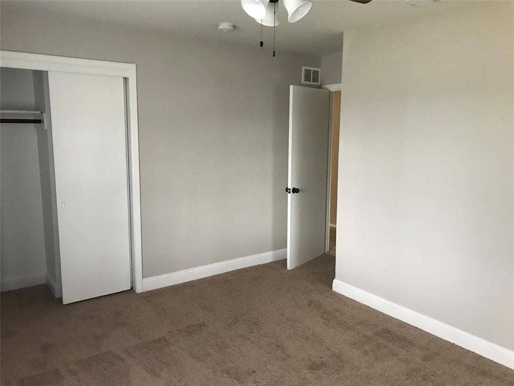 1502 Dale Place, Irving, TX 75061 1502 Dale Place, Irving, TX 75061