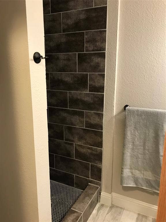 1502 Dale Place, Irving, TX 75061 1502 Dale Place, Irving, TX 75061