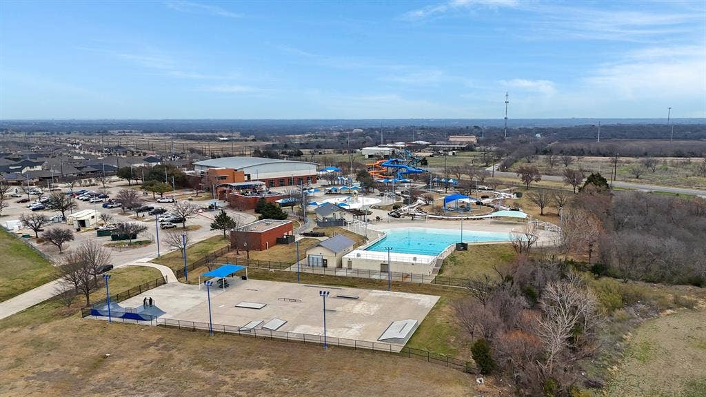 1913 Briar Hill Drive, Denton, TX 76207 1913 Briar Hill Drive, Denton, TX 76207