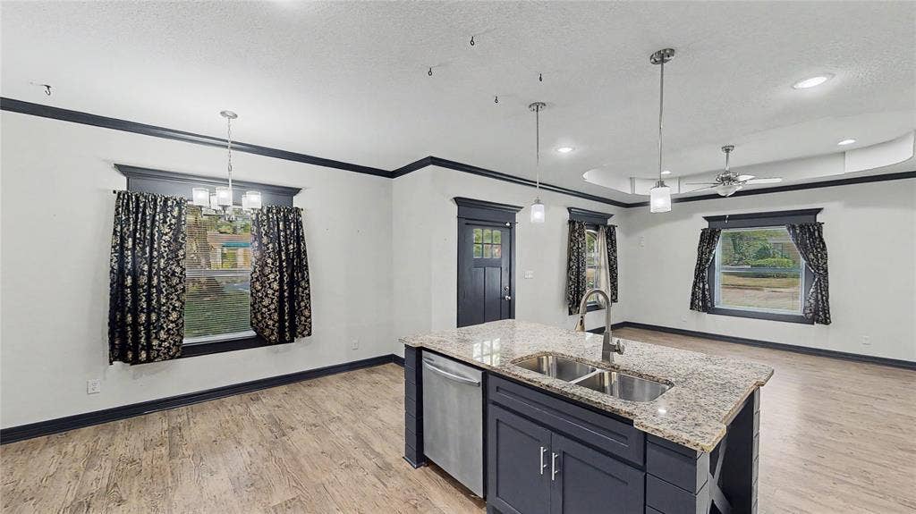 1315 N Ross Avenue, Tyler, TX 75702 1315 N Ross Avenue, Tyler, TX 75702