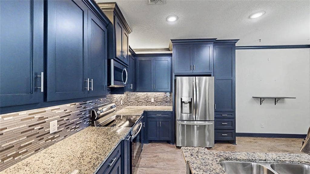 1315 N Ross Avenue, Tyler, TX 75702 1315 N Ross Avenue, Tyler, TX 75702