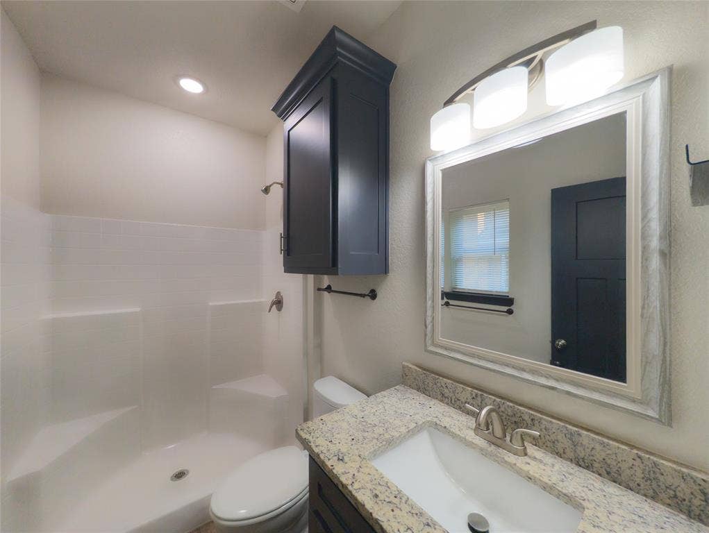 1315 N Ross Avenue, Tyler, TX 75702 1315 N Ross Avenue, Tyler, TX 75702