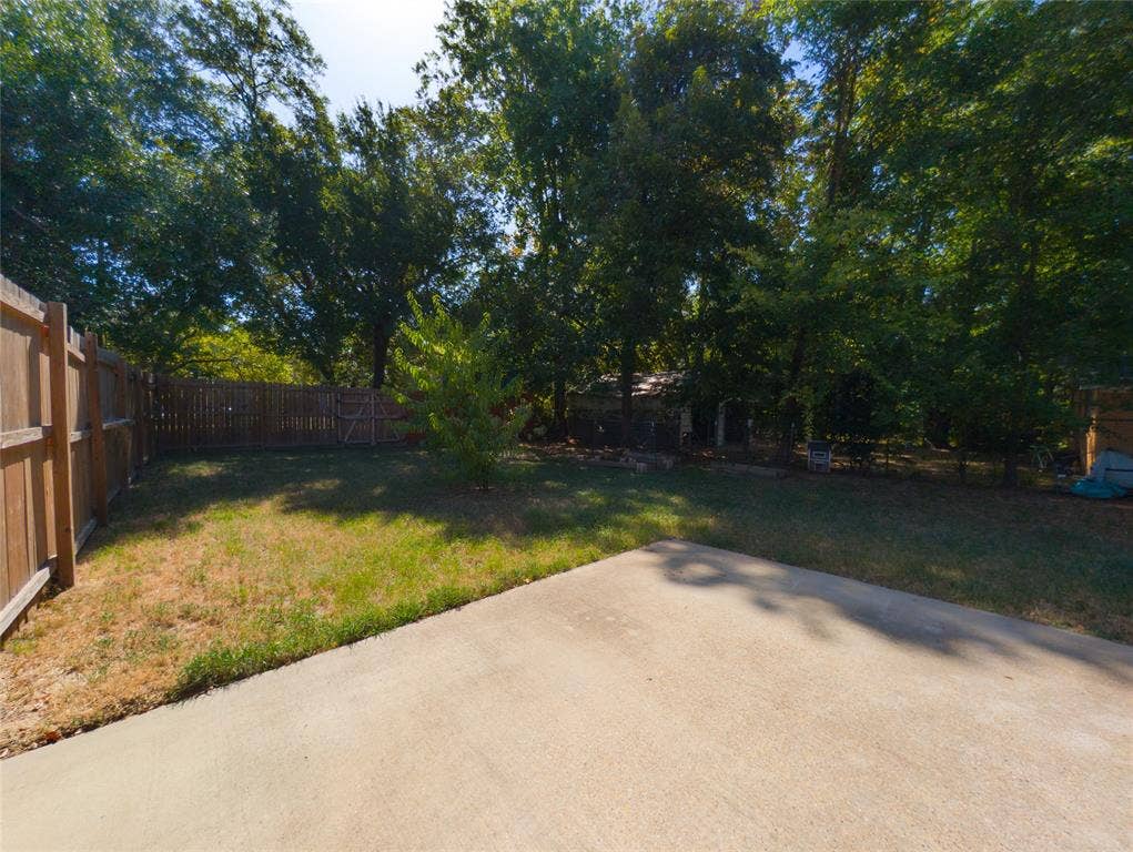 1315 N Ross Avenue, Tyler, TX 75702 1315 N Ross Avenue, Tyler, TX 75702