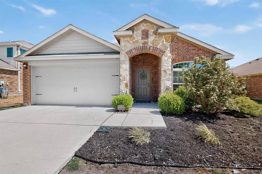 Property photo for 2806 Englenook Drive, Seagoville, TX