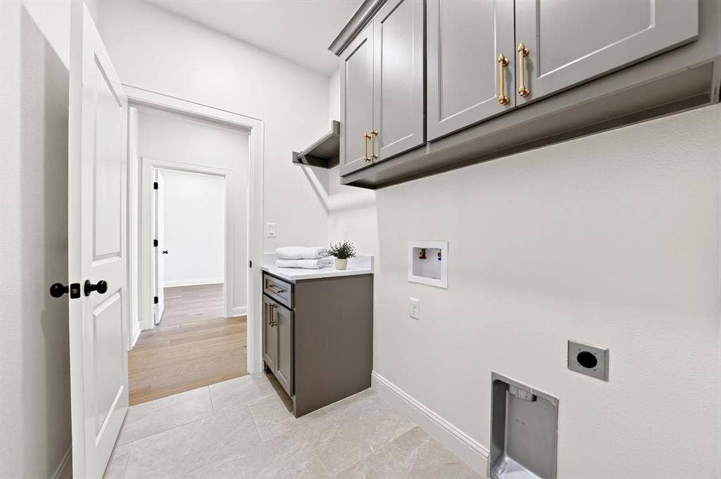 302 Grace Lane, Athens, TX 75751 Laundry room with views of the 4th bedroom.