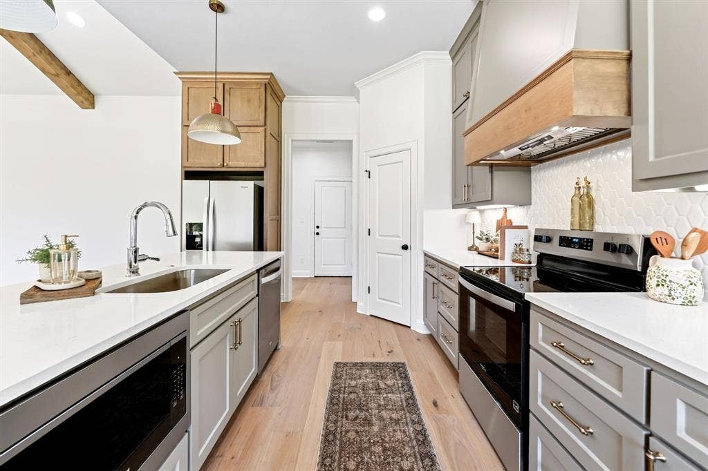 302 Grace Lane, Athens, TX 75751 302 Grace Lane, Athens, TX 75751