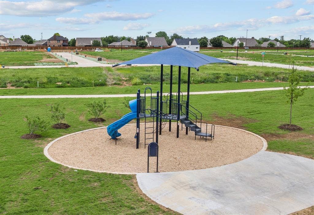 1048 Tarryhill Drive, Crowley, TX 76036 1048 Tarryhill Drive, Crowley, TX 76036