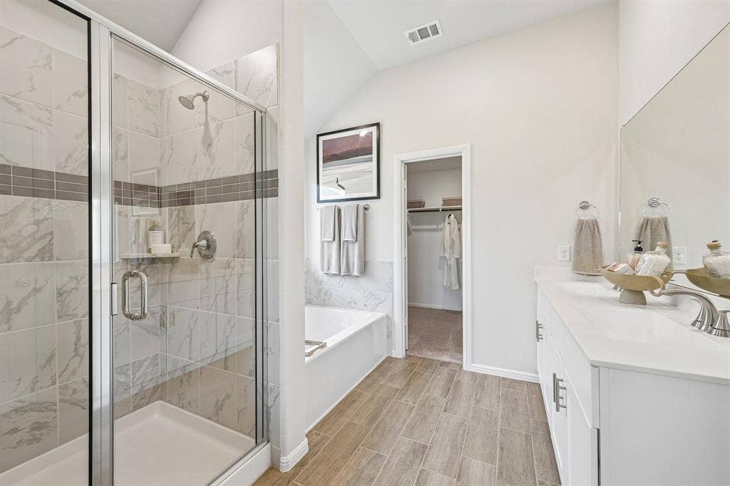 1048 Tarryhill Drive, Crowley, TX 76036 1048 Tarryhill Drive, Crowley, TX 76036